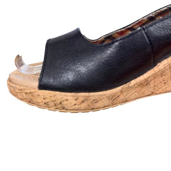 Crocs A-Leigh Leather Black Cork Wedge Slingback Open Toe Sandals Shoes sz 7 - Picture 5 of 16